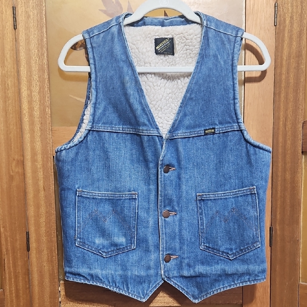 Vintage Blue Denim Vest with Sherpa Lining